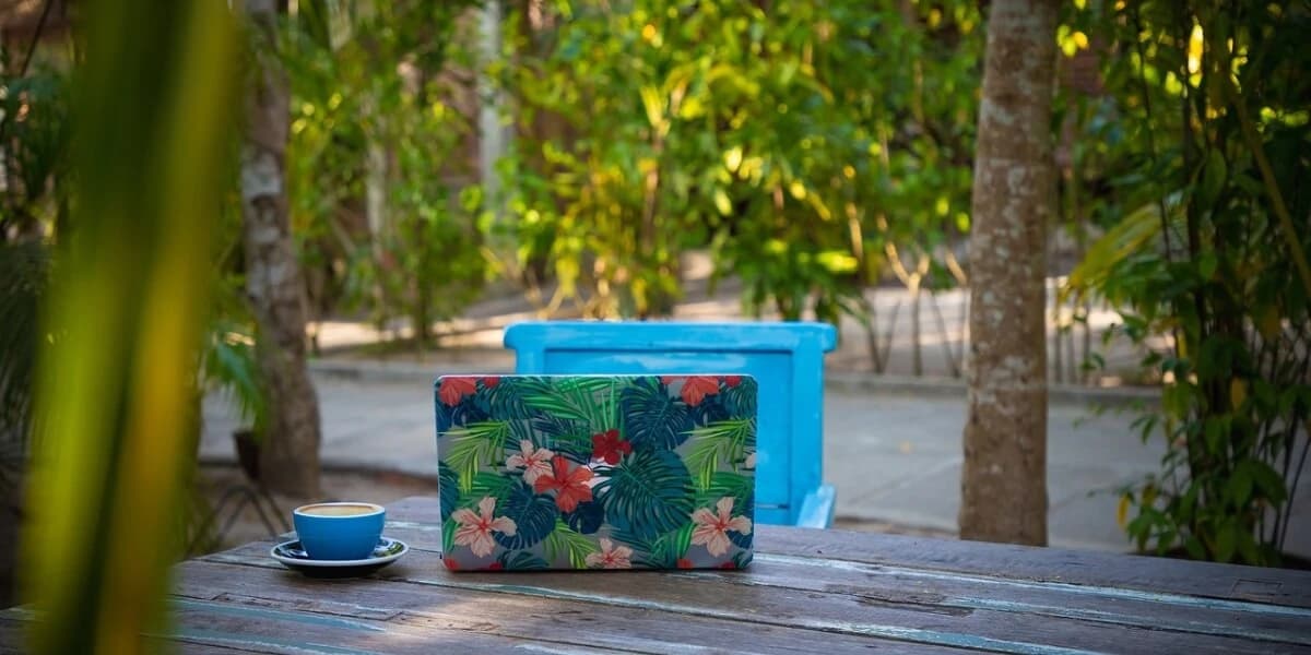 Sri Lanka for Digital Nomads: Cheap, Beautiful, and Almost Ready (2026)