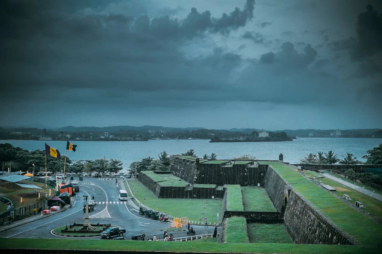 Cover image for Galle Fort, Sri Lanka: The Living Colonial Masterpiece by the Indian Ocean