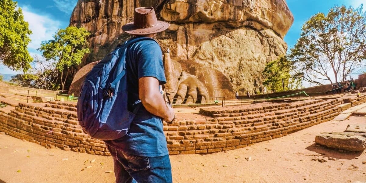 Cover image for The Perfect 10-Day Sri Lanka Itinerary for First-Timers (2026 Edition)